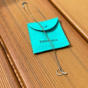 Tiffany’s a necklace